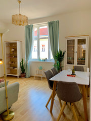 Typisches Wiener Lebensgefühl<br /><br />Willkommen in meiner neu renovierten Wo Salzburg, Austria Belvedere Mint City Appartement Entire rental unit vacation rental 38097992
