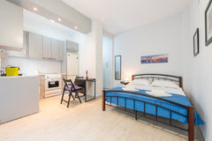 This lovely apartment is located in the famous Koukaki area, 5 minutes from Acro Athens, Greece Sweet and Central apt for 2 Entire rental unit vacation rental 34921861