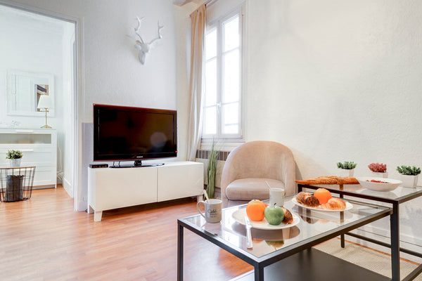 My apartment is located in the 12th arrondissement of Paris. Near the subway, th  Warm and calm apartment near Nation Entire rental unit vacation rental 21903066