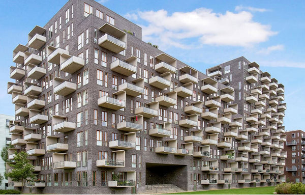 Basic light room to low price. You have a decent bed, a nice work place, and vie Copenhagen, Denmark Basic light room - Value for money Private room in condo vacation rental 51766649