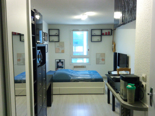 Ce charmant studio pour 2 vous offre tous les conforts pour un séjour à Lyon.<br Lyon, France Logement entier : 20m², équipé et rénové Entire rental unit vacation rental 39212572