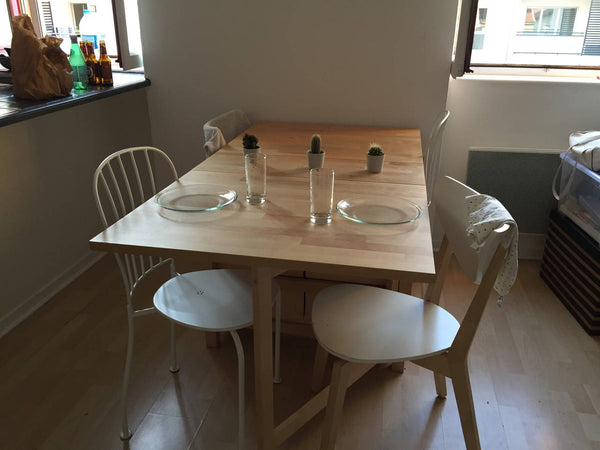 Chambre privée dans un appartement de 50m2 situé à 5 minutes à pied de l'arrêt J Saint-Galmier, France Chambre individuelle 69007 Private room in rental unit vacation rental 23116308