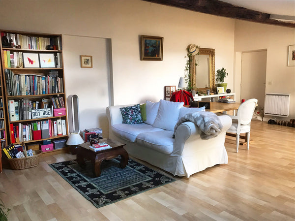 Situé en plein cœur de la presqu’île, à 50 mètres de la place Bellecour, tout Ly Lyon, France Retraite cosy en plein cœur de Lyon! Entire rental unit vacation rental 30524849