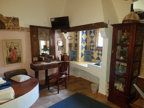 BIG DOUBLE ROOM (#02): 1 Double Bed AND 2 Single Mezzanine Bed, Private bathroom Greece Pension Theresa room #02. Charming & Traditional Room in boutique hotel vacation rental 27216656