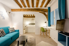 Cozy and functional apartment, located near the Pompidou center in Paris for 4 p  Appartement cosy proche Beaubourg Entire rental unit vacation rental 29116487