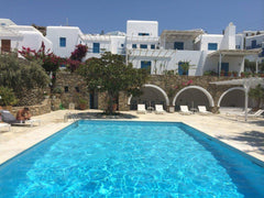 Stunning townhouse in quiet, centrally located complex with large pool and loung Cape Town, South Africa Mykonos hideaway with pool Entire rental unit vacation rental 17661800