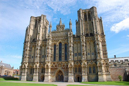 Private Day Tour from Bath to Glastonbury and Wells with Pickup  Private Tours and Travel Guide Europe London CITY Bath Destination Tour