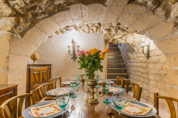 Discover the Paris of Artists<br />In an exceptional apartment on three levels i Paris, France The historic's heart MARAIS de Paris Entire rental unit vacation rental 21468838