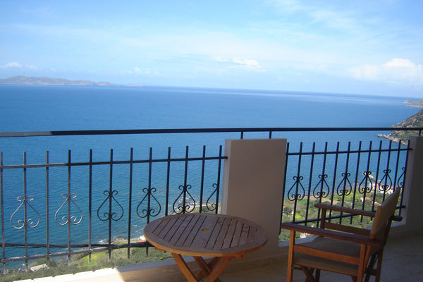 Perched on a green hill in the traditional village Ravdoucha, 30 km away from Ch Greece Studio with panoramic sea view Entire rental unit vacation rental 6088178