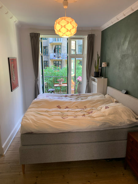 Lovely new renovated apartment with private balcony and electric grill in the ch Copenhagen, Denmark Charming flat with balcony close to city center Entire condo vacation rental 26616735