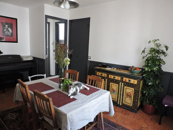 Découvrez notre bel appartement de 65 m2 au coeur du 11eme rue Oberkampf.<br />< Paris, France Perfect for familly and friends ! Shared room in rental unit vacation rental 3589938