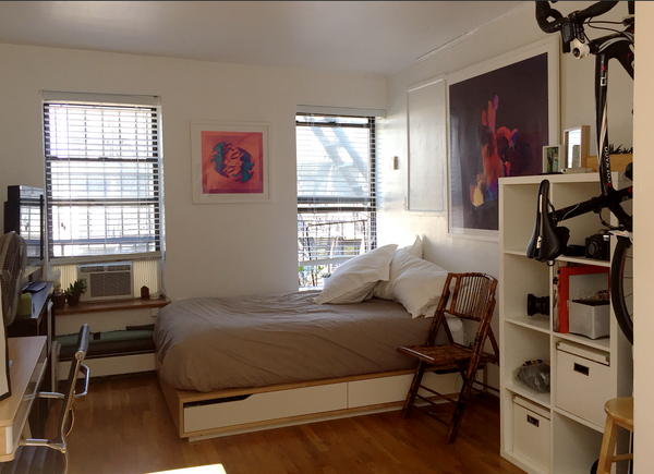 Sunny studio apartment for rent in the heart of East Village. Loads of natural l New York, NY Rental unit in New York · 1 bedroom · 1 bed · 1 bath Entire rental unit vacation rental 4350406