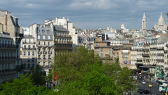 Mon logement est proche du marché biologique des Batignolles, Pigalle et Montmar Paris, France Sunny and quiet apartment near Montmartre Entire rental unit vacation rental 12898912