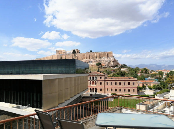 Comfortable apartment for large families or group of friends it can accomodate u Athens, Attica, Greece Acropolis museum grand apartment Entire rental unit vacation rental 43781973
