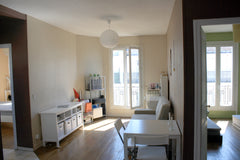 In the heart of the 15th<br />10 min walk to the Seine and parc Andre Citroen <b Paris, France Cosy light apt, friendly area, 2 br Entire rental unit vacation rental 6129434