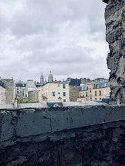 Voyageurs et aventuriers nous utilisons Airbnb depuis 5 ans pour découvrir le mo Toulon, France Cocon parisien en plein Montmartre Entire rental unit vacation rental 29844875