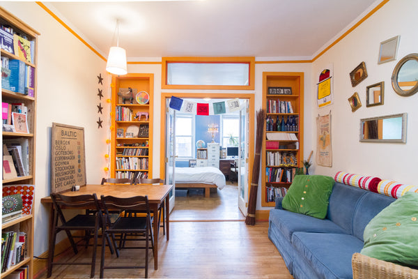 Cozy, romantic, sunny apartment in the middle of Manhattan's historic Lower East New York, NY Rental unit in New York · ★4.54 · 1 bedroom · 2 beds · 1 bath Entire rental unit vacation rental 841484