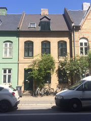 Charming townhouse smashed in the centre of Copenhagen:  3 bedrooms, back decked Copenhagen, Denmark Central Charming Townhouse w/ private deck garden Entire townhouse vacation rental 45536186