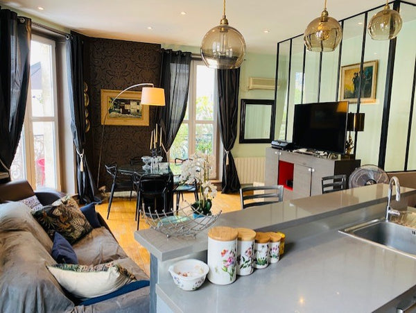 Our comfortable and clean one bedroom flat in the Marais is the place for you! I  Modern cozy flat in the Marais Entire rental unit vacation rental 10130386