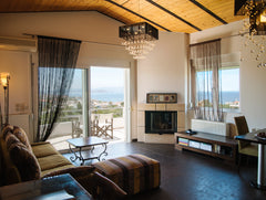 A new & luxurious apartment with panoramic view that extends from the Aegean sea Chania, Greece Wide-view & quiet apartment Chania! Entire rental unit vacation rental 1119773