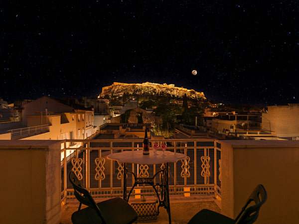 Top floor 80m2 flat recently refurbished with amazing views from the living room Athens, Greece Breathtaking Acropolis View Loft Entire loft vacation rental 32304482