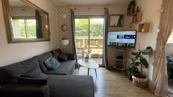 Faites une pause et profitez d’un moment paisible dans un appartement cosy, équi Bordeaux, France Logement cosy terrasse, parking proche Bordeaux Entire rental unit vacation rental 619638036244936310