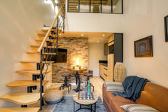 Superb duplex located in the charming neighborhood of La Croix Rousse in Lyon. L Lyon, France Design duplex - Croix Rousse Entire rental unit vacation rental 45344181