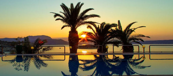 Would you want to enjoy the aegean sea under the Cretan sun, surrounded by a mou Chania, Greece Coco Seaview Apartment, 60sec walk from beach! Entire rental unit vacation rental 46958019