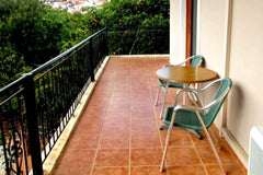Home environment with touches of traditional decoration.<br /><br /><b>License n Greece Villa Elea 2/4 studio apartment garden/pool view Room in aparthotel vacation rental 580272202642851422
