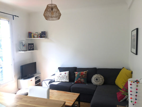 Lovely 2 rooms flat of 33m2 in a very lively and full of shops area, 1minute awa Paris, France Lovely 2 rooms and luminous flat ! Entire rental unit vacation rental 2436301