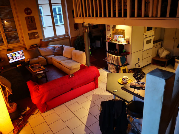 Bel appart très cosy. Idéal pour deux amoureux. Quartier proche nombreux restau  Lyon, France Très bel appartement canut Entire loft vacation rental 24047171