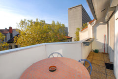 POUR TOUTE RESERVATION, SIGNATURE OBLIGATOIRE D'UN BAIL DROIT CIVIL qui ne relèv  2 CH , 7ème dernier étage, 2 terrasses et parking Entire rental unit vacation rental 47556676