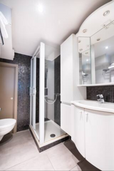This new building is located not far from European Community, and it has easy ac Brussels, Belgium Studio en résidence Entire rental unit vacation rental 701712638989812717