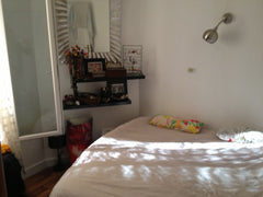 Loue un charmant petit 2-pièces en plein coeur de Montmartre, aux Abbesses.<br / Paris, France loue charmant 2-pièces à Montmartre Entire rental unit vacation rental 3460066