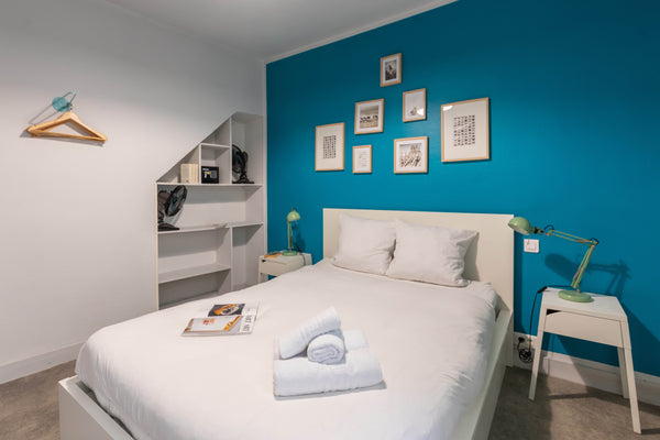 This apartment is located in the heart of the 5th district.<br /><br />The metro  Mouffetard - Panthéon 5 : lovely apartment for 4p Entire rental unit vacation rental 15980105