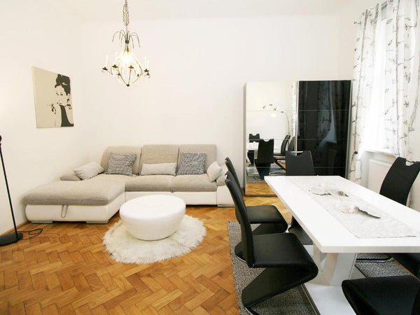 Moderne Ferienwohnung (70qm) für 4 Personen mit Küche<br /><br /><b>The space</b Regensburg, Germany Ferienwohnung Urban-Loritz (70qm) mit kostenfreiem WLAN (Ferienwohnung Urban-Loritz) Private room in guesthouse vacation rental 53928035