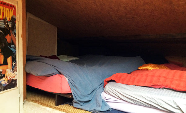 Large bedroom of 12 m2 with sloping ceilings {18 m2 in reality} for 2 to 3 peopl Paris, France Large room in bright duplex, for 1 to 3 pers Private room in rental unit vacation rental 1222048