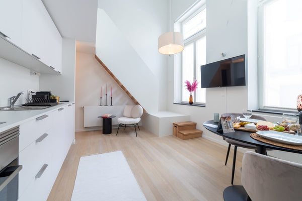 This lovely apartment is filled with natural light. Recently renovated, our loca Brussels, Belgium Sweet Inn | Sunny studio near the Royal Park Theatre Entire rental unit vacation rental 51440785
