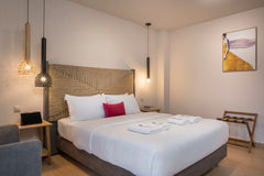 Trianon is a multi-purpose complex, featuring Luxury Apartments & Suites. A clos  Superior One Bedroom Luxury Apartment Entire serviced apartment vacation rental 41856315