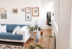 Questa casa di circa 30mq, si trova nel cuore antico di Parigi, a 3 minuti a pie Paris, France Tre finestre su Parigi! Entire rental unit vacation rental 15097414