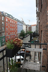 Spacious flat perfect for couples and single-travelers. Located in the center of Copenhagen, Denmark Vesterbro-Apartment, with balcony Entire rental unit vacation rental 22595315