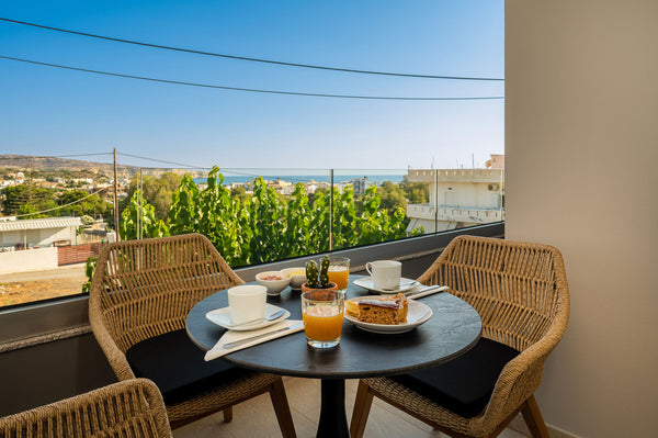 Kick back and relax in this calm, stylish space.<br /><br /><b>License number</b  Gifel 3 - One bedroom apartment with sea view Entire rental unit vacation rental 667909754418139539