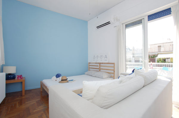 A cozy apartment with spacious balcony in a charming residential neighborhood on Athens, Greece Magical apartment in Pangrati with Acropolis View! Entire rental unit vacation rental 2987837