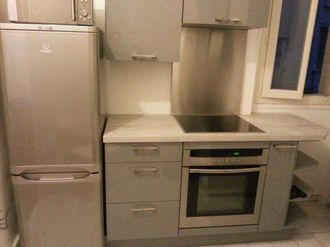 Appartement très calme et propre. Un Jolie salon et une Cuisine équipée. Paris, France Sonaba Private room in rental unit vacation rental 22483885