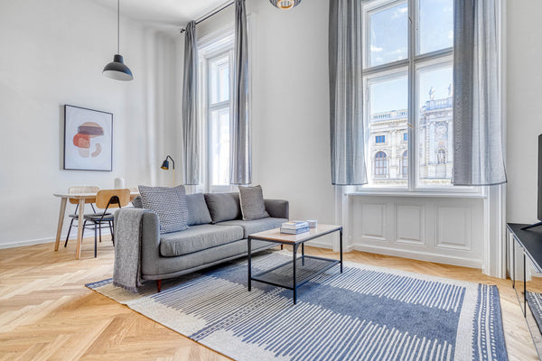 Feel at home wherever you choose to live with Blueground. You’ll love this lovel Vienna, Austria Innere Stadt 2BR w/ Elevator, Best Locale in City Entire rental unit vacation rental 706369974333230480