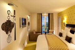 The Hotel Petit Paris is located on Rue Saint-Jacques between the Panthéon and L  Lovely accommodations for 3 Room in boutique hotel vacation rental 28303517