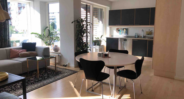 This beautiful apartment can be yours for your stay here in amazing Copenhagen.  Copenhagen, Denmark Modern, quiet and beautiful apartment with balcony Entire rental unit vacation rental 37658356