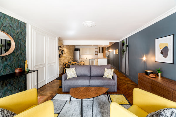 Rénové en partie en 2021, appartement calme et moderne dans un cadre authentique  Coeur de la ville - dernier étage Entire rental unit vacation rental 579505592373127813