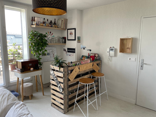 Pour ce AirBnB, vous pourrez louer un joli petit T2 neuf de 2015. Appartement de Bordeaux, France Petit T2 calme avec 30m2 de terrasse Entire condo vacation rental 31824647