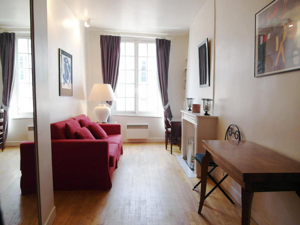 In a dream location, next to Musée d’Orsay, St Germain des Prés, the Seine river Paris, France Elegant Flat -Musée d'Orsay -St Germain des Près Entire rental unit vacation rental 29542384